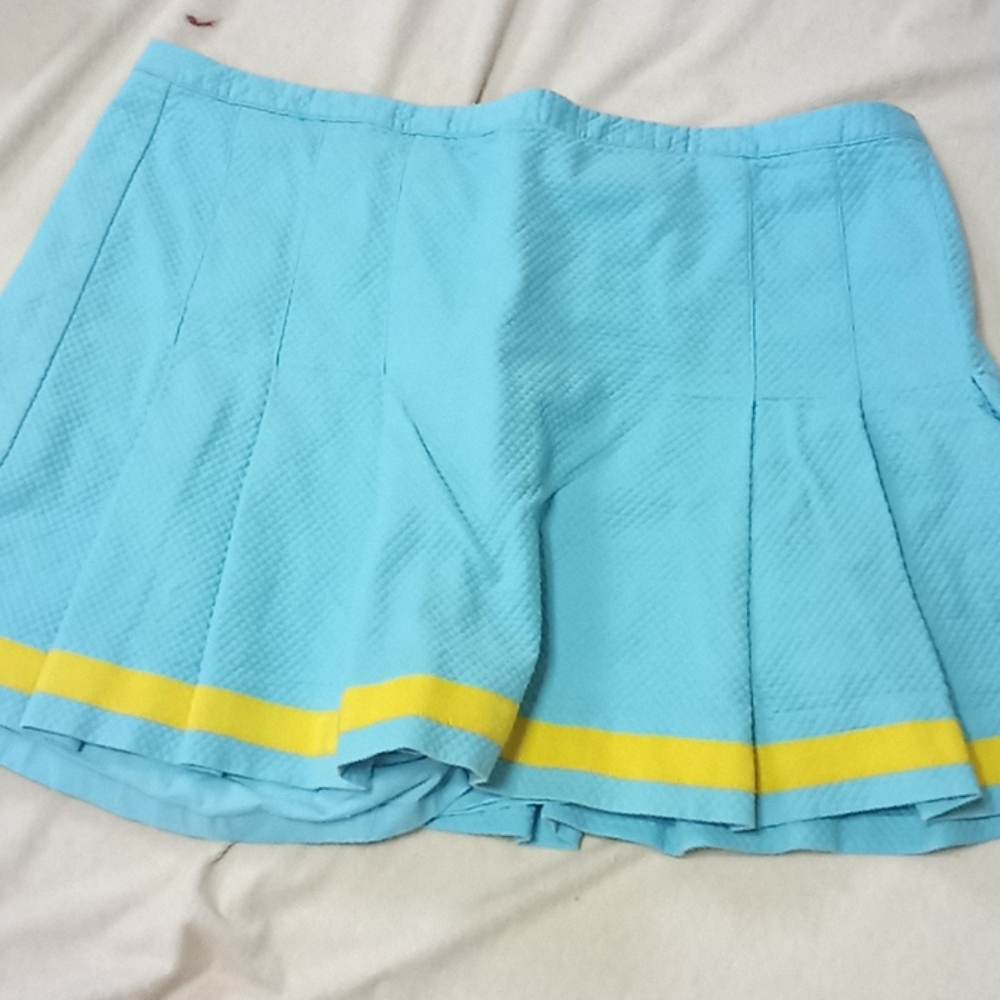 Lilly pulitzer tennis skirt w/ shorts size 8
